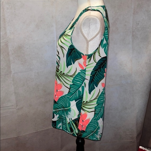 Go to the Tropics!  Express Palm Tree Party Blouse - Picture 2 of 6